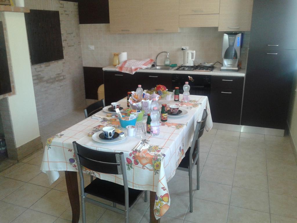 B&B Corte Bolandina Taglio Di Po Bagian luar foto