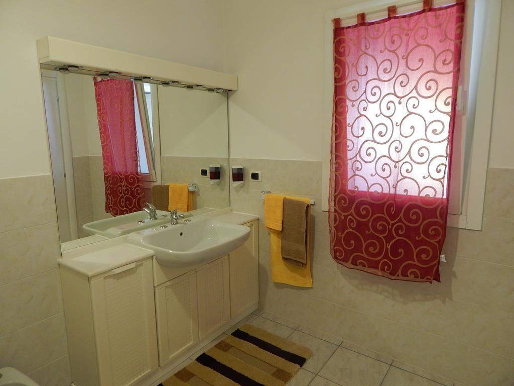B&B Corte Bolandina Taglio Di Po Ruang foto