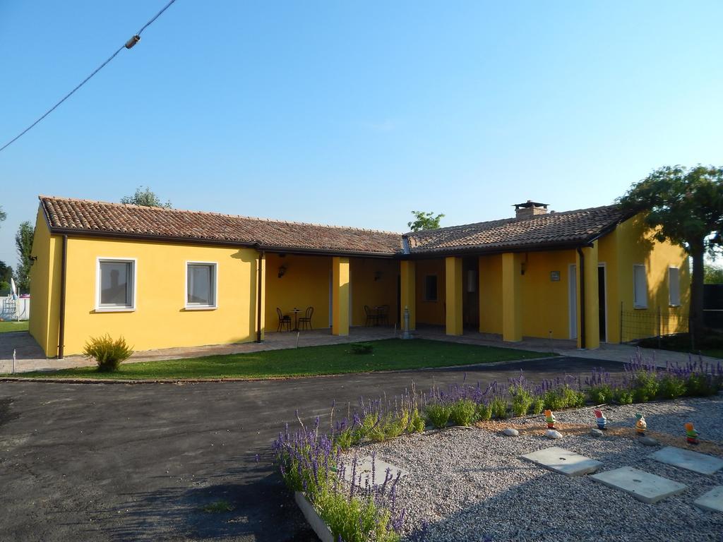 B&B Corte Bolandina Taglio Di Po Bagian luar foto